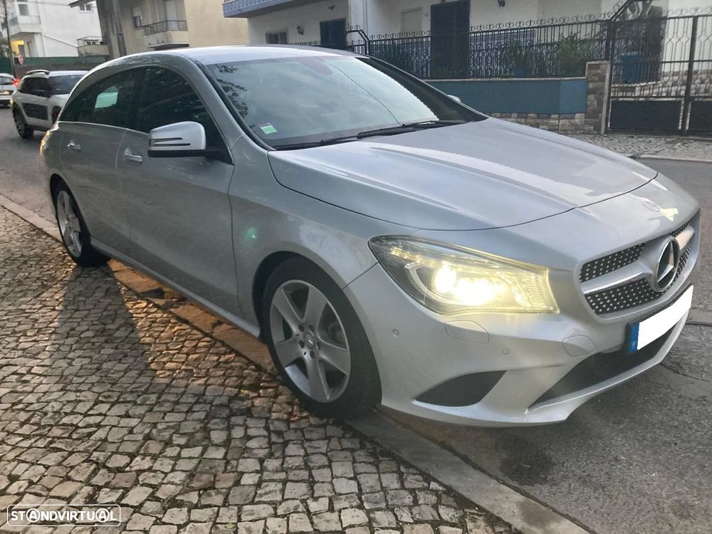 Mercedes-Benz CLA 200 d Shooting Brake - 3
