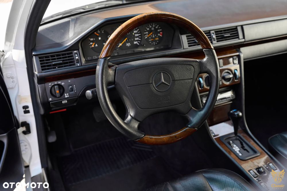 Mercedes-Benz Klasa E - 2