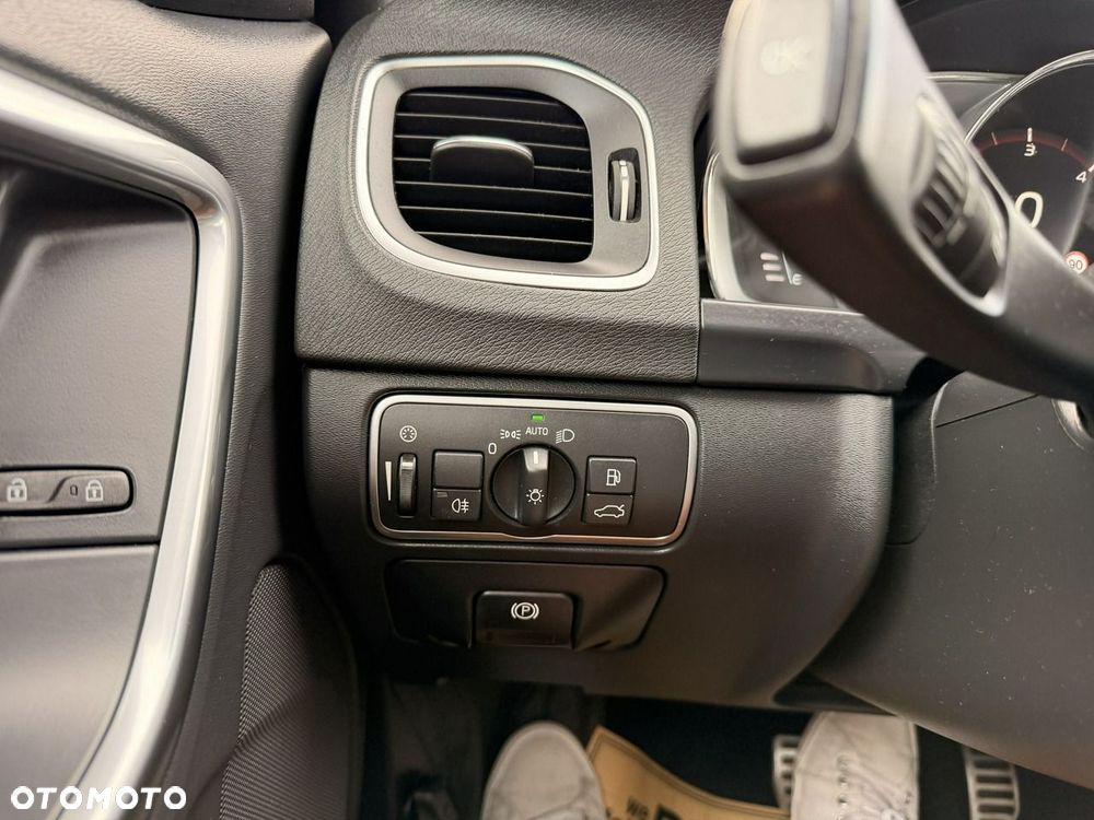Volvo S60 - 23