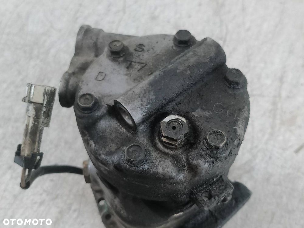 POMPA, SPRĘŻARKA KLIMATYZACJI OPEL ASTRA G 24422013 1.7 DTI - 6