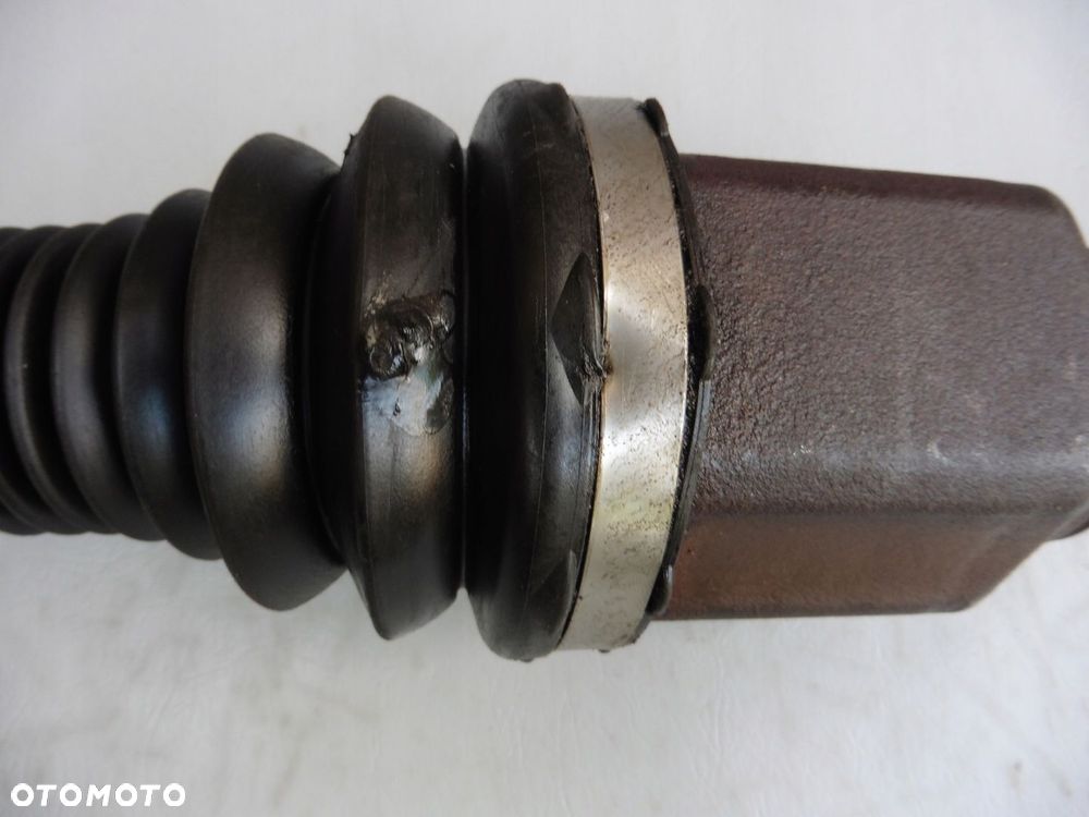 Półoś lewy przód Fiat Panda III 0,9 TWIN AIR 4x4 - 3