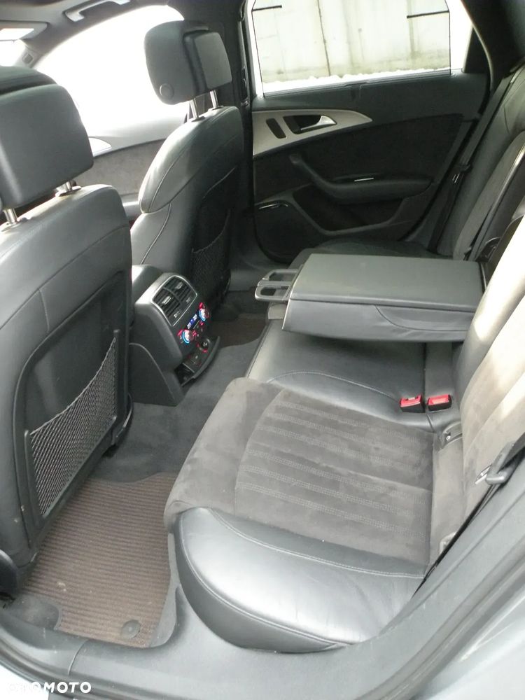 Audi A6 Allroad - 12