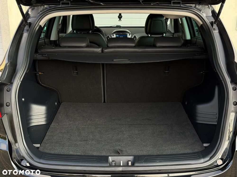 Hyundai ix35 1.6 2WD Fifa World Cup Edition - 39