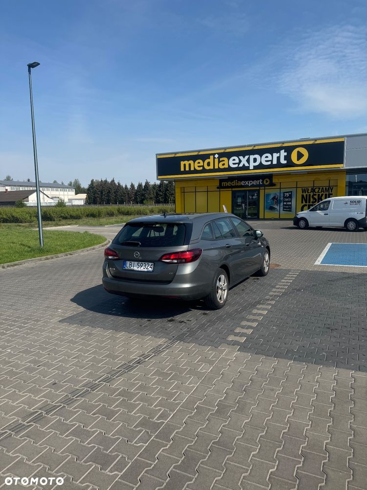 Opel Astra - 2