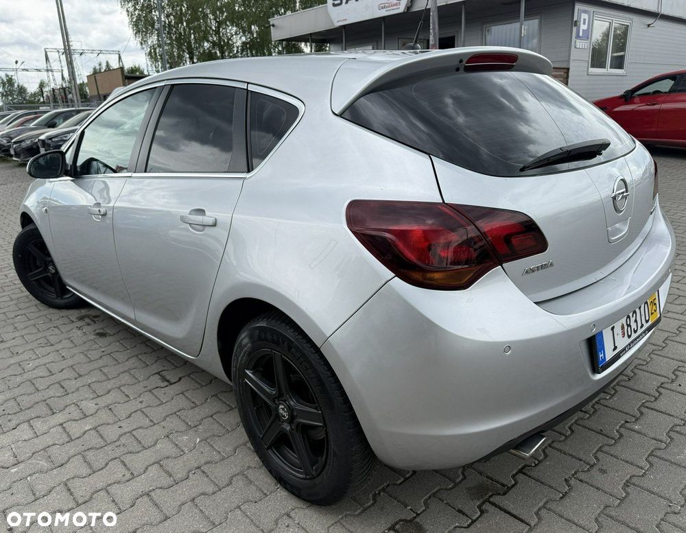 Opel Astra - 4