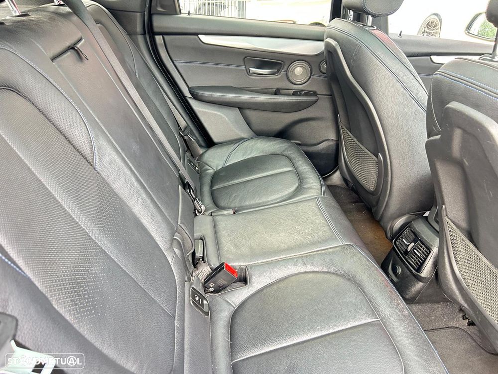 BMW 225xe Active Tourer Pack M - 30