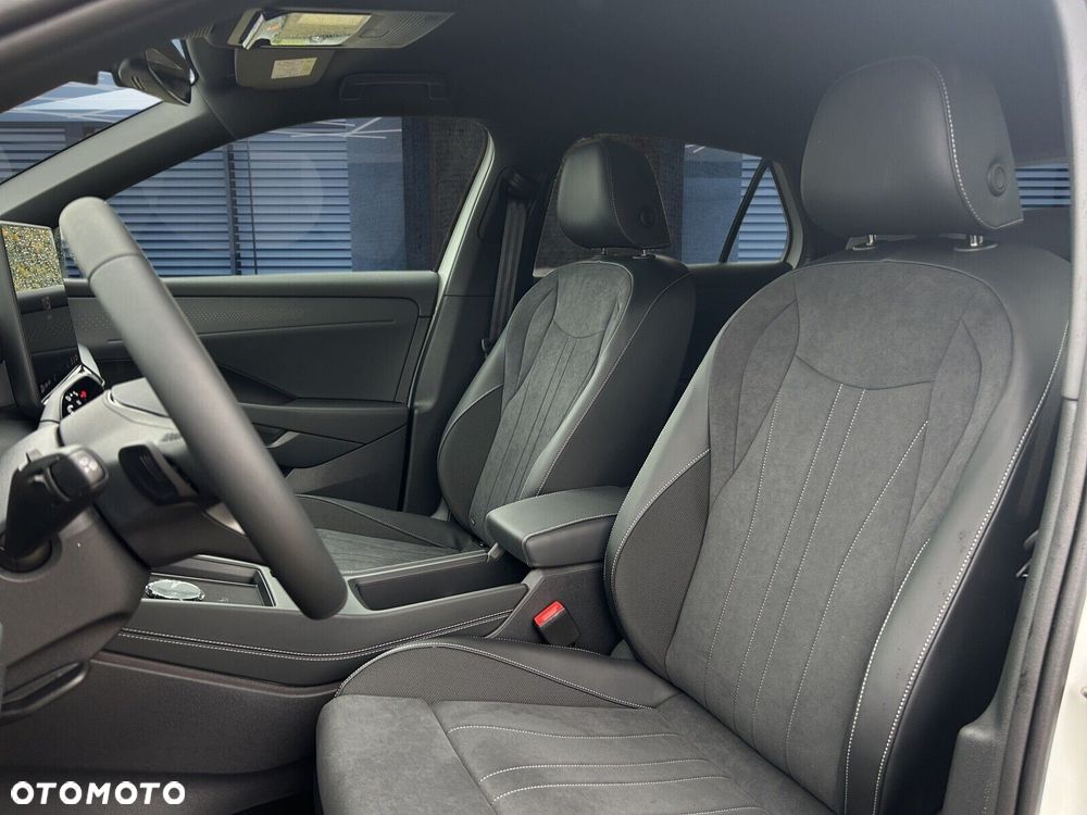 Volkswagen T-Roc 1.5 eTSI Style DSG - 6