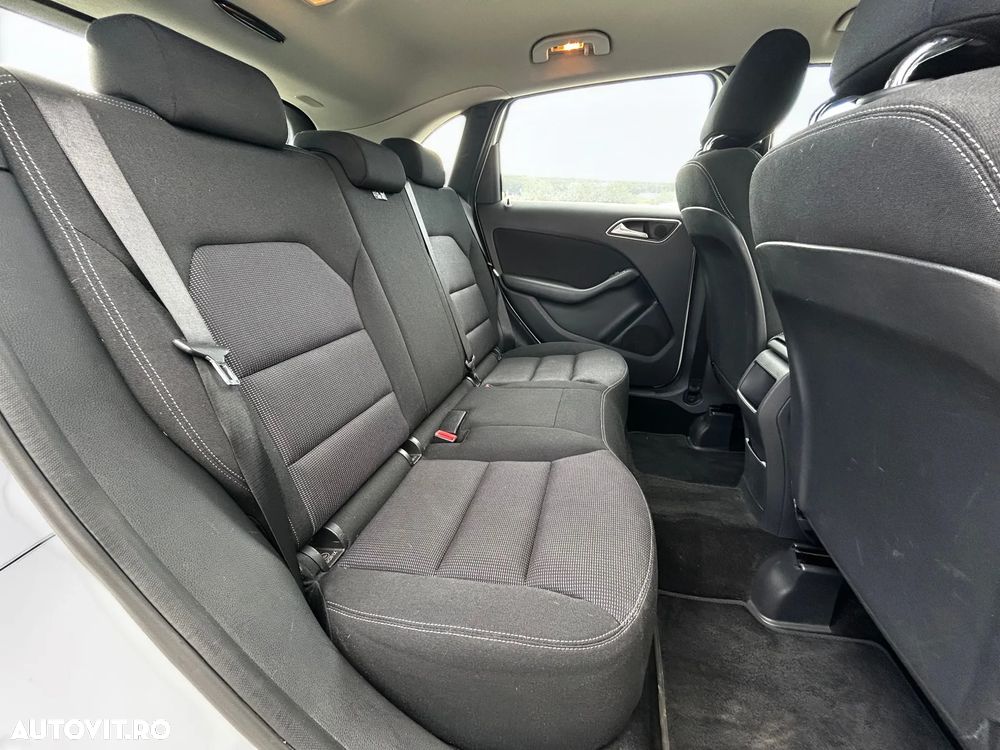 Mercedes-Benz B 180 BlueEfficiency Edition 1 - 5