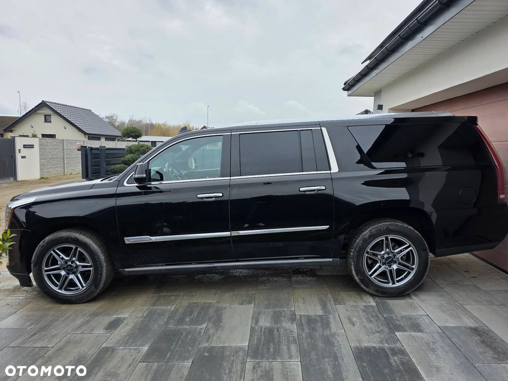 Cadillac Escalade 6.2 V8 ESV Platinum - 27