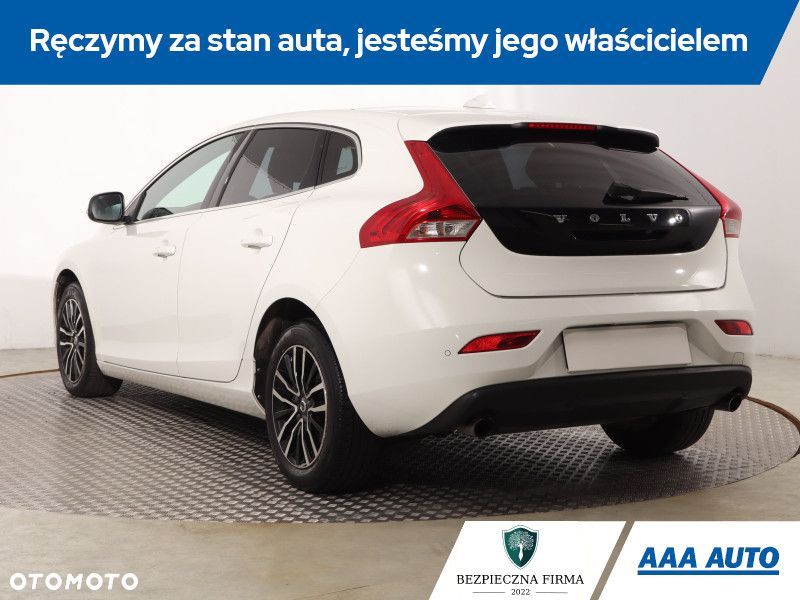 Volvo V40 - 6