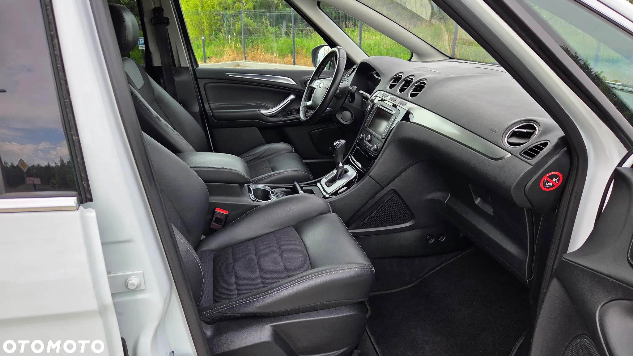 Ford S-Max 2.0 TDCi DPF Titanium - 23
