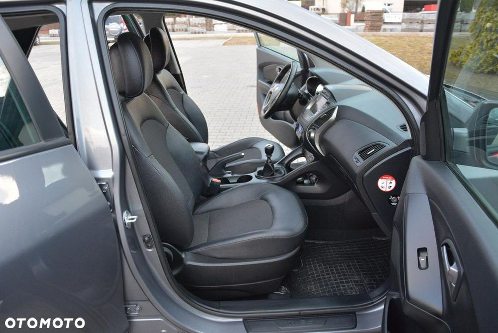 Hyundai ix35 2.0 CRDi Premium 4WD - 16