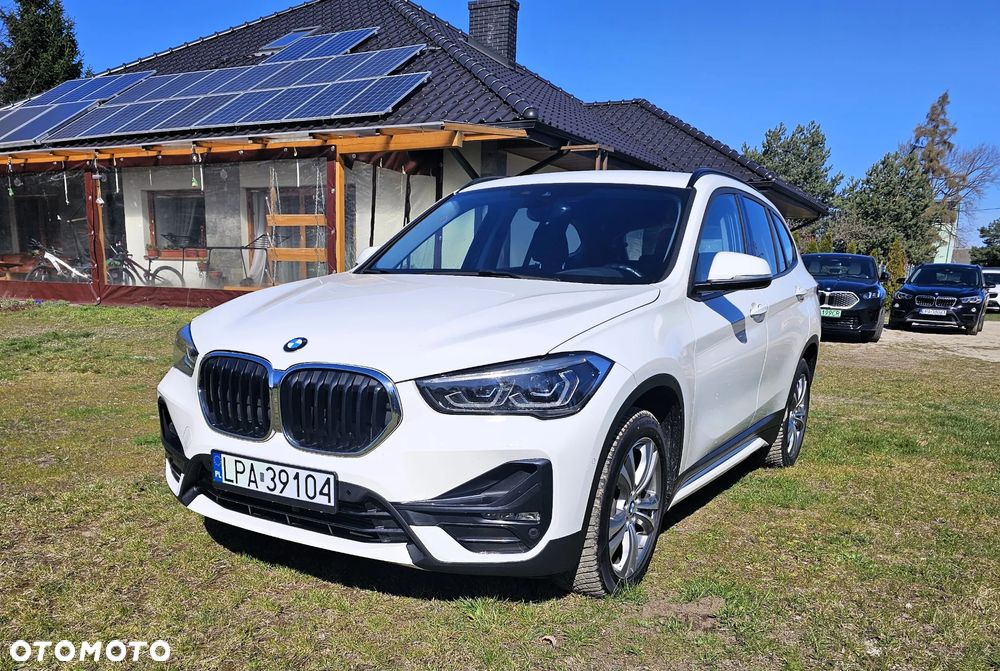 BMW X1 xDrive20d Sport Line - 1