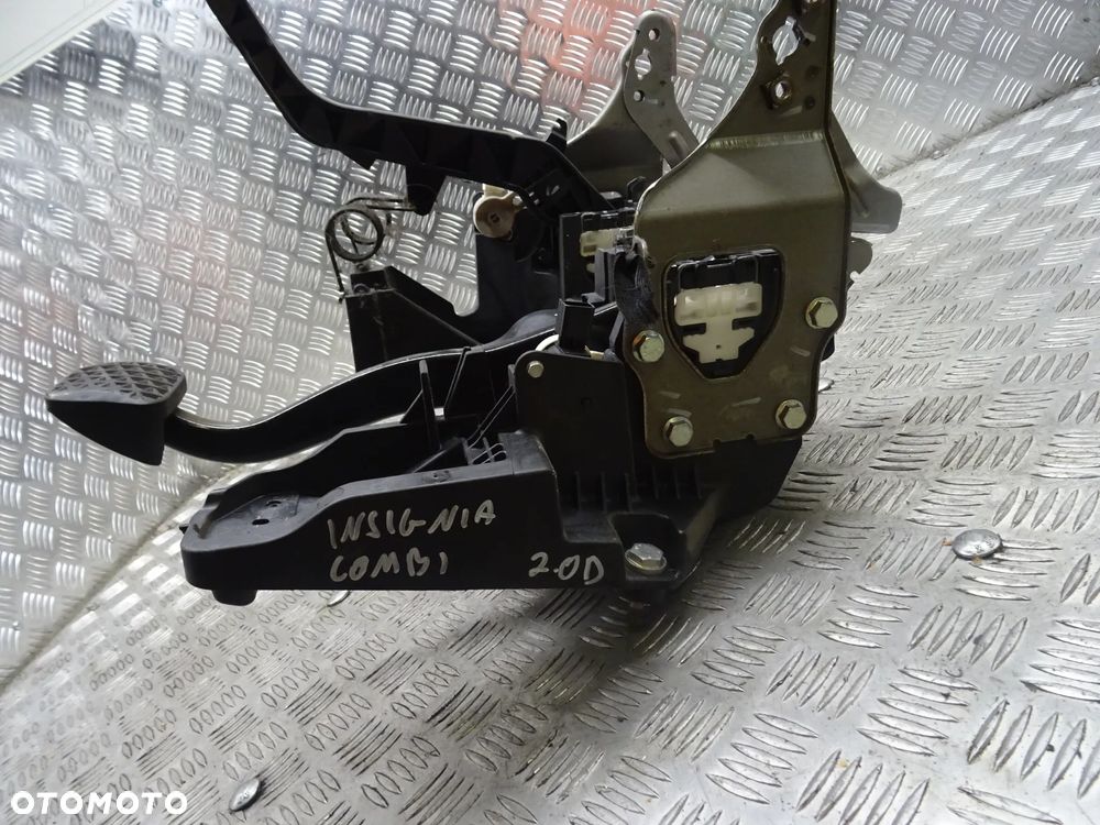 OPEL INSIGNIA SILNIK 2.0 CDTI 160KM Z177 PEDAŁY SPRZĘGŁA HAMULCA 13228166 - 3