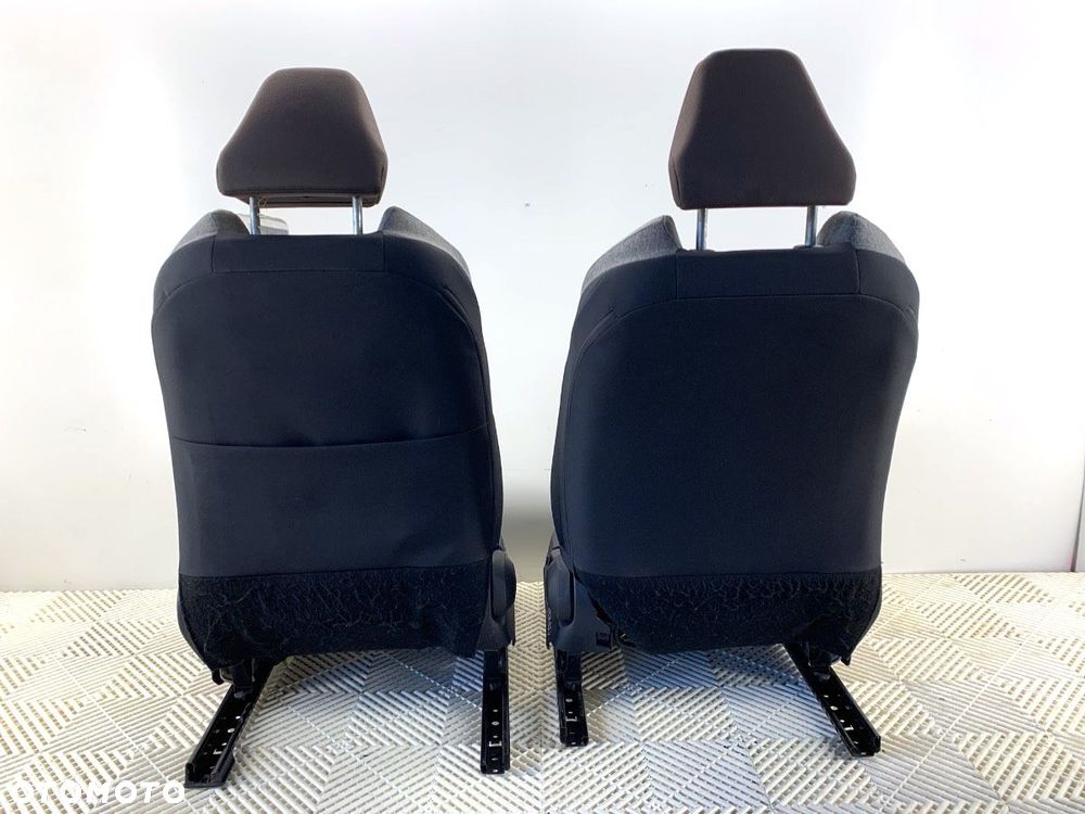 FOTELE KANAPA KOMPLET  TOYOTA COROLLA Kombi (_E21_) 2019 - 2.0 Hybrid (MZEH12) 112 kW [152 KM] - 10