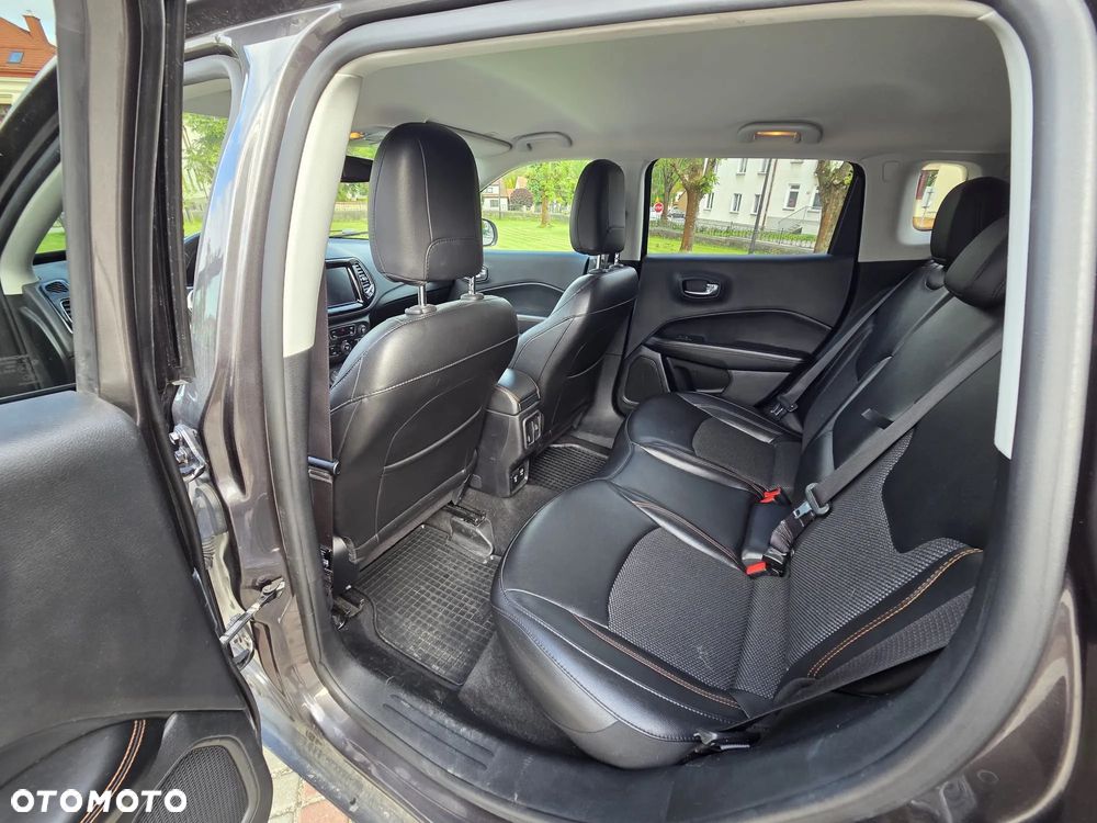 Jeep Compass 1.4 TMair Limited 4WD S&S - 26