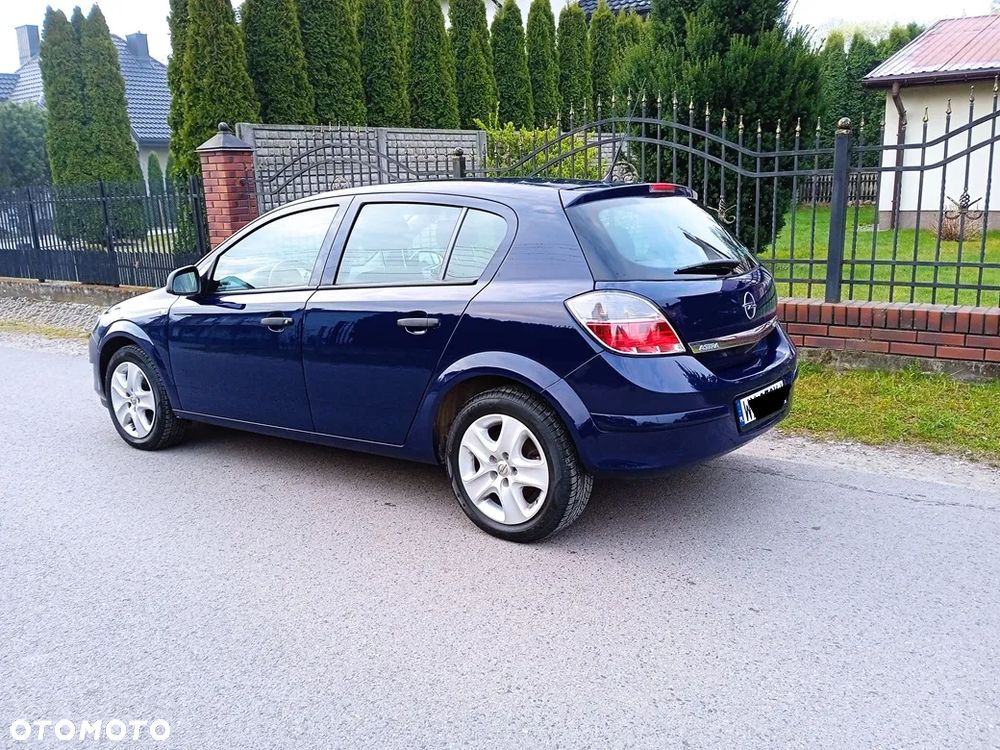 Opel Astra 1.6 Active - 19