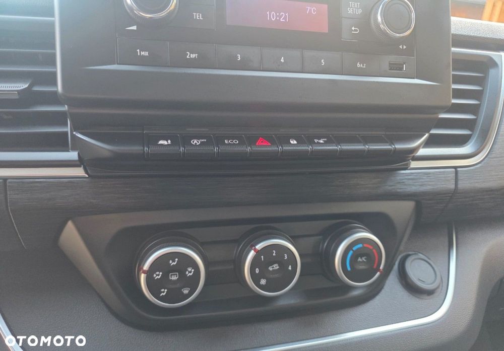 Renault Trafic - 18