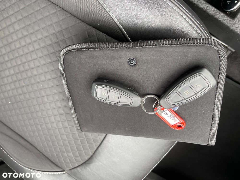 Ford EcoSport 1.0 EcoBoost COOL&CONNECT - 19