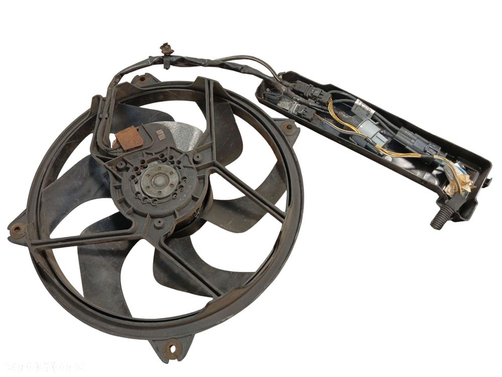 WENTYLATOR CHŁODNICY PEUGEOT 407 (2004-2008) 2.0 HDI - 1