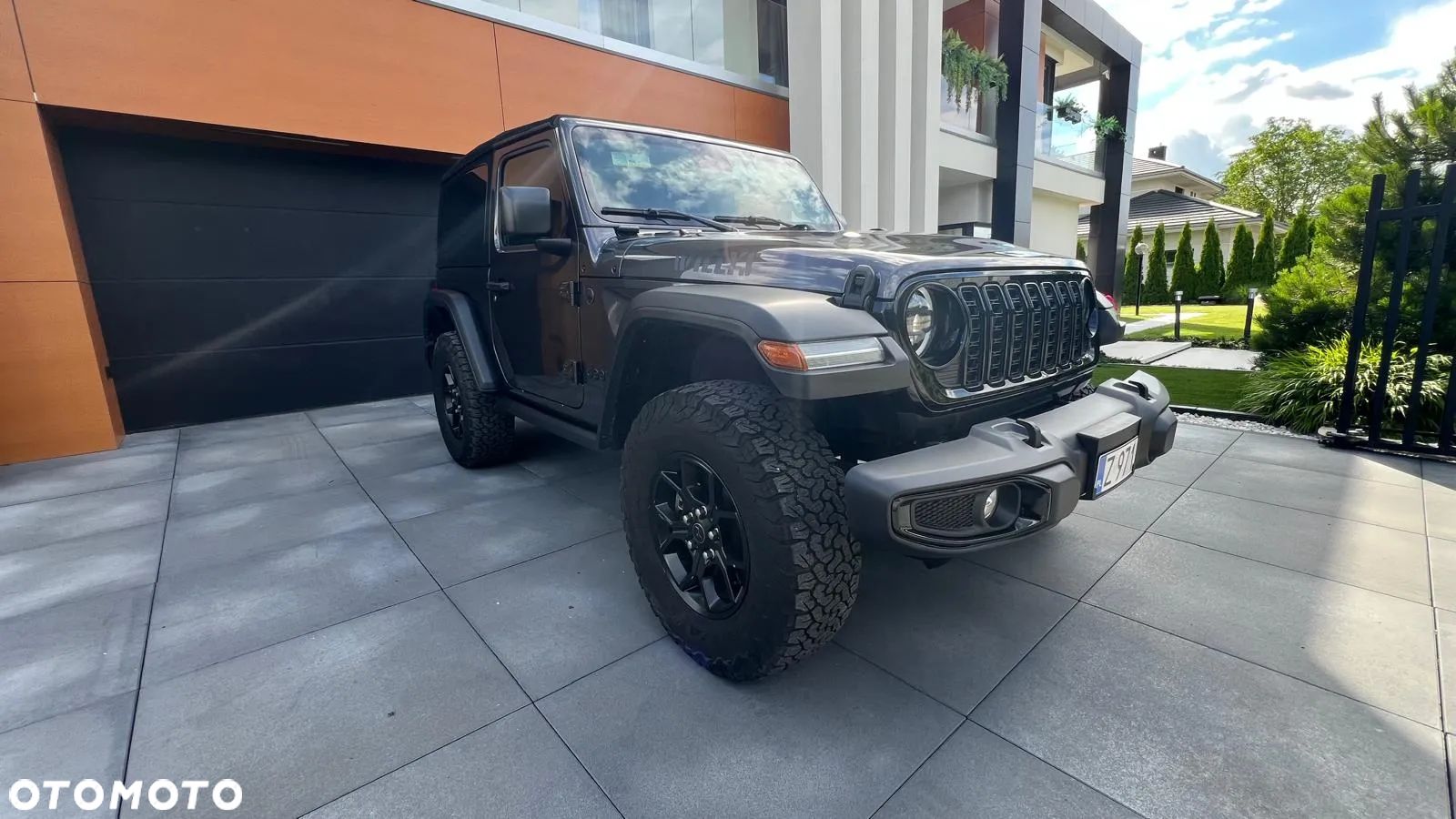 Jeep Wrangler - 1