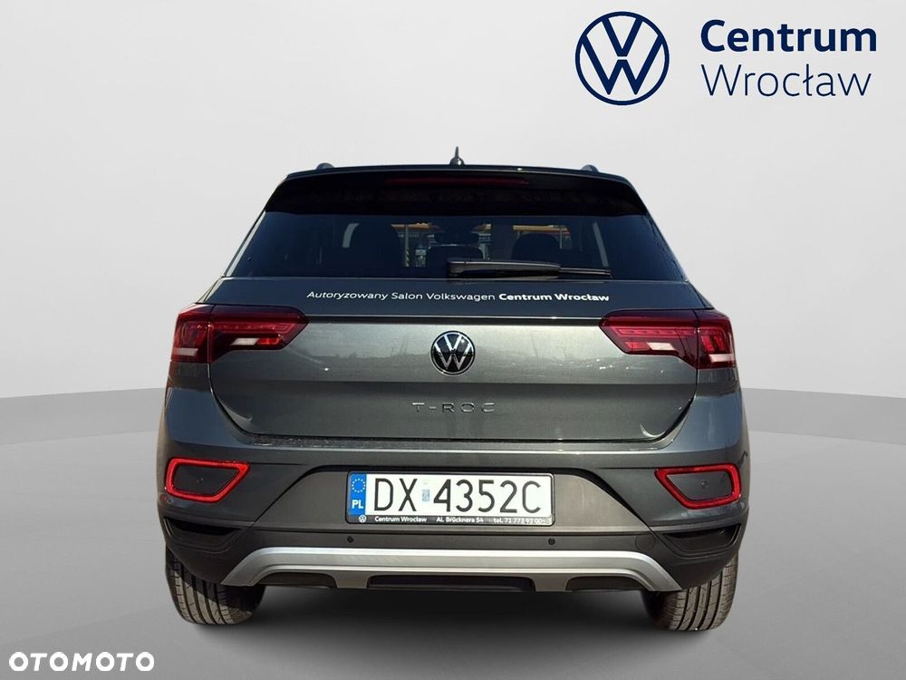 Volkswagen T-Roc - 10