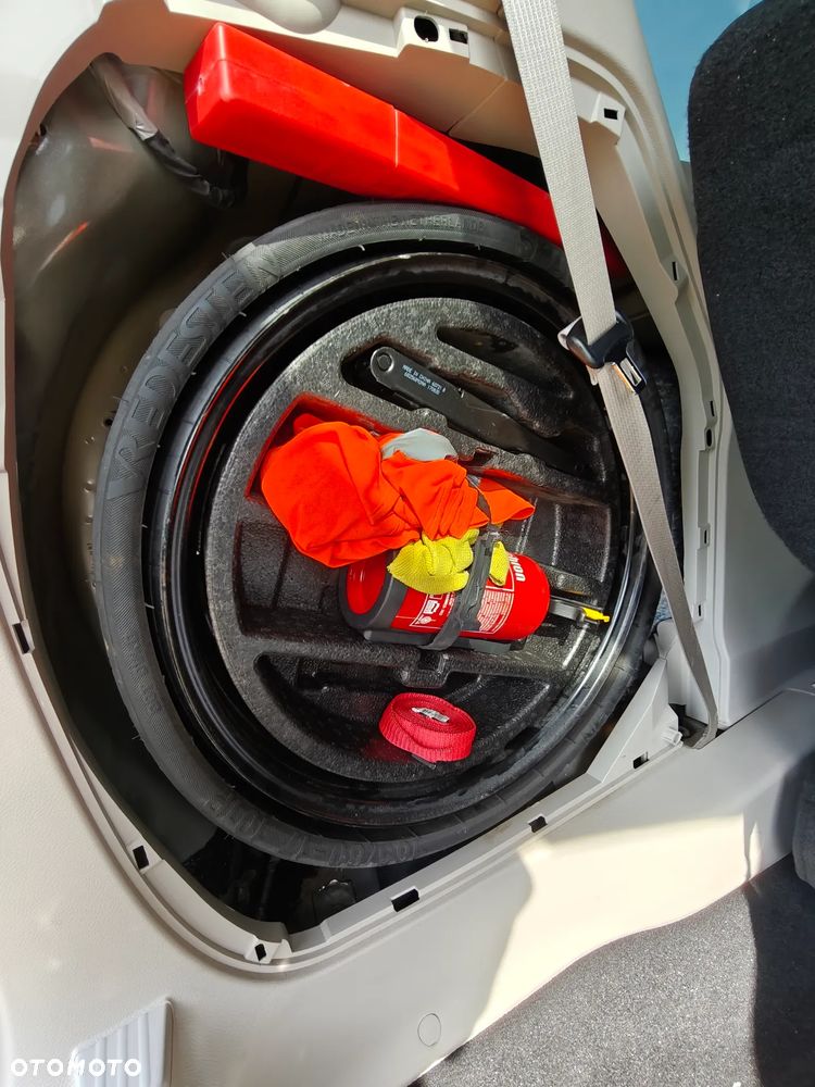 Chrysler Pacifica - 22