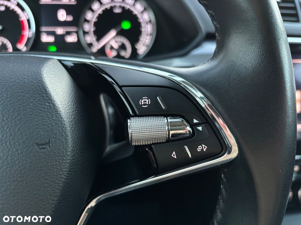 Skoda Superb 1.5 TSI Ambition DSG - 21