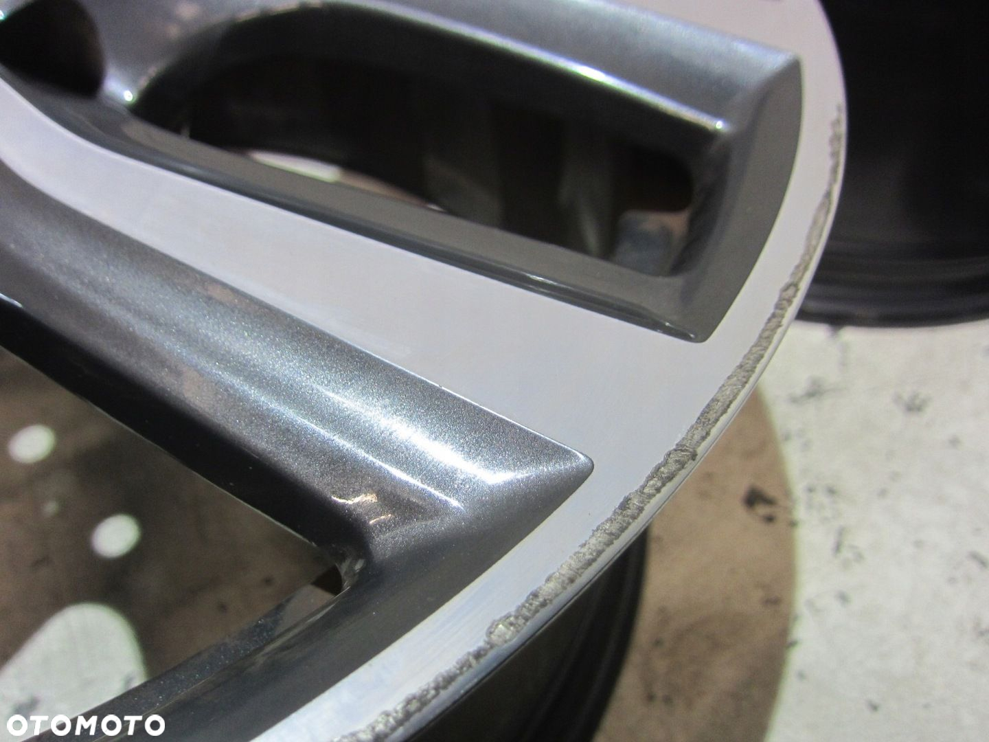 BMW X1 F48 X2 FELGI ALUMINIOWE 36116851785 6851785 19" 8J KOMPLET ET47 - 3