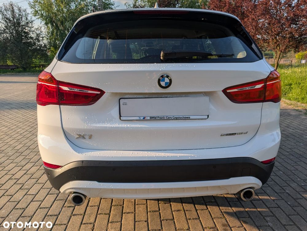 BMW X1 sDrive18d Advantage - 10