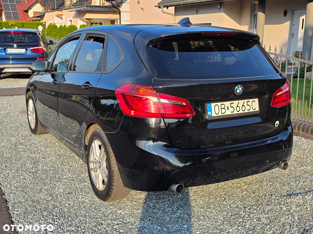 BMW Seria 2 220d - 2