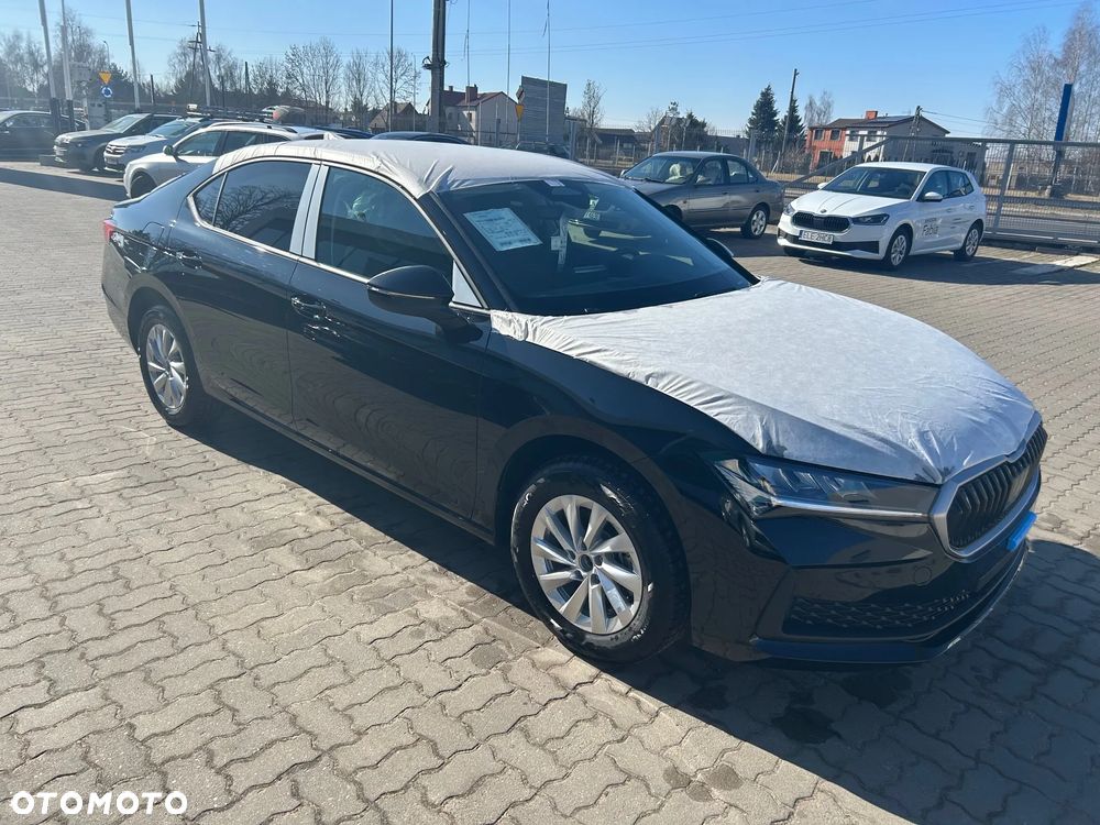 Skoda Superb 2.0 TDI SCR Essence DSG - 5