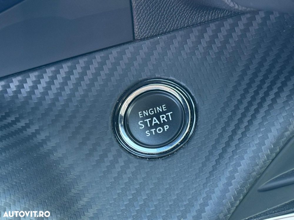 Peugeot 2008 1.2 L PureTech STT Allure - 15