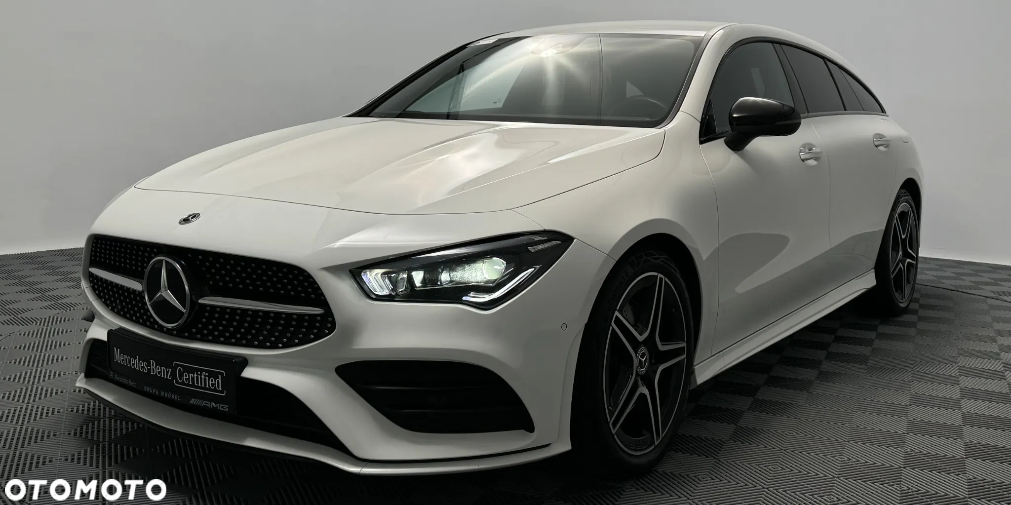 Mercedes-Benz CLA 200 d AMG Line 8G-DCT - 26