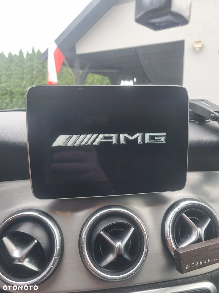 Mercedes-Benz CLA 200 7G-DCT AMG Line - 11