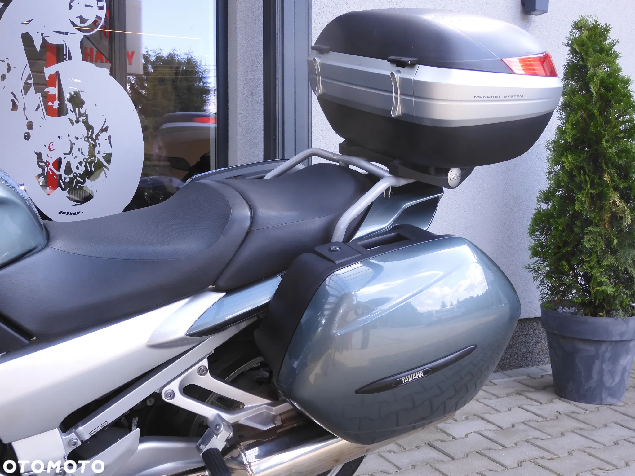 Yamaha FJR - 26