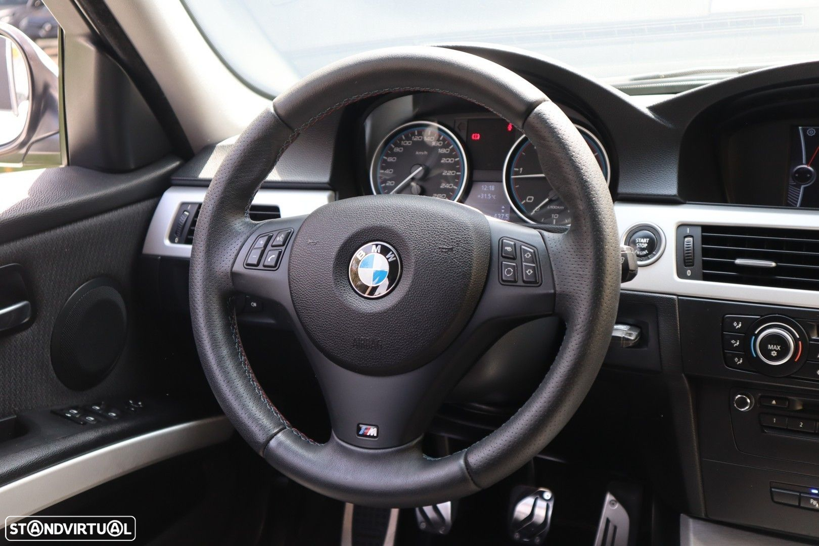 BMW 318 d Touring Sport - 21