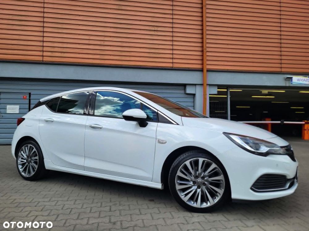 Opel Astra 1.6 Turbo Start/Stop Innovation - 1
