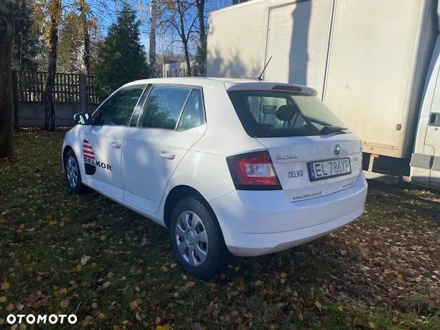 Skoda Fabia ver-iii-hatchback-14--18 - 5