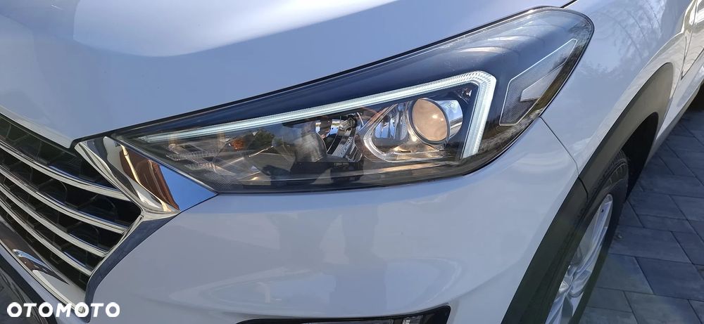 Hyundai Tucson 1.6 CRDi 48V-Hybrid 2WD DCT Select - 10