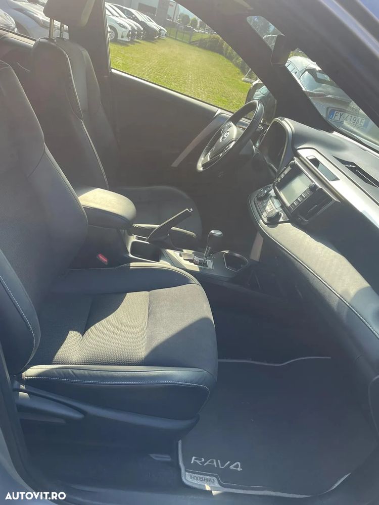 Toyota RAV4 2.5 VVT-i HSD 4x4 Luxury - 6