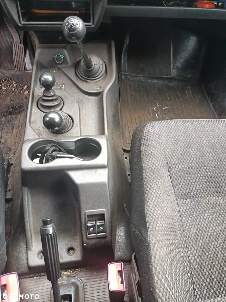 Lada Niva 1.7i - 6