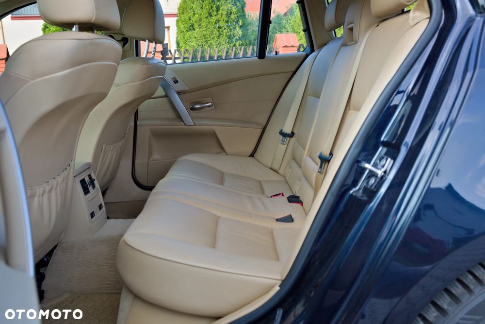 BMW Seria 5 - 24