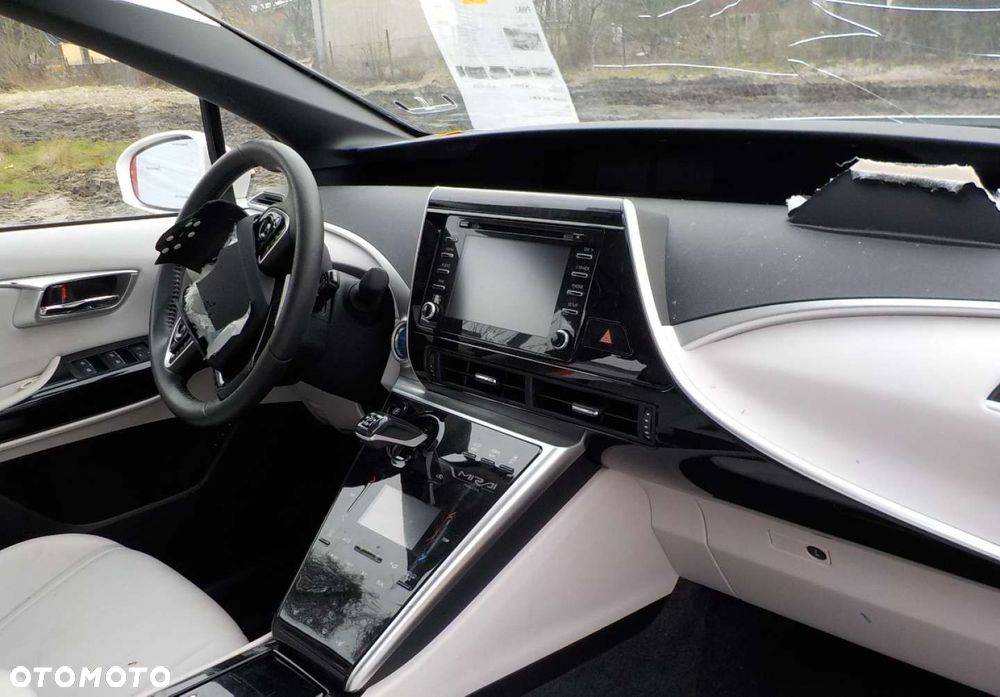 Toyota Mirai - 17