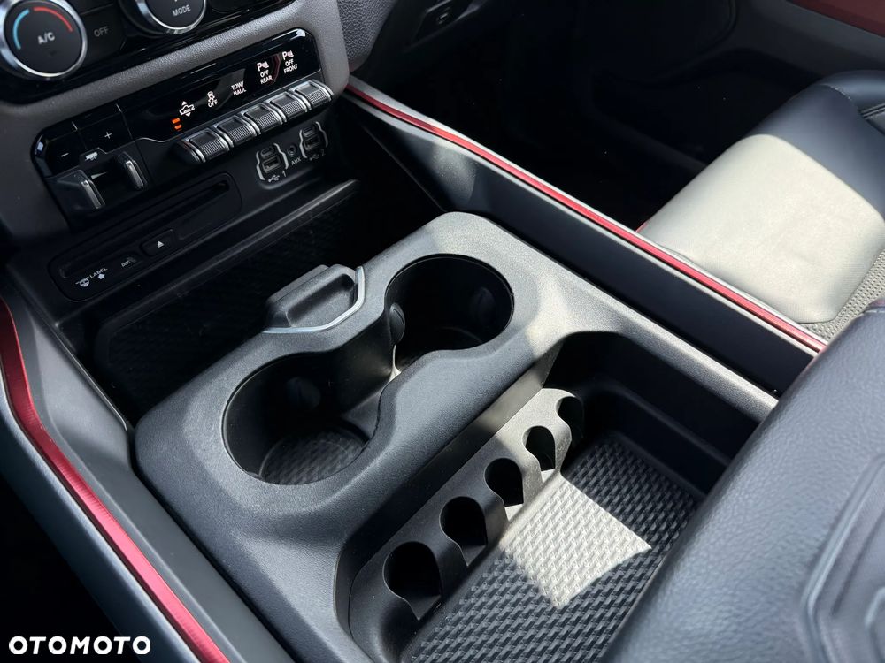 RAM 1500 Crew Cab Rebel - 25