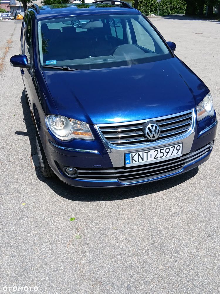 Volkswagen Touran 1.9 TDI Highline - 1