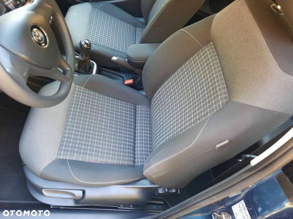 Volkswagen Polo - 19