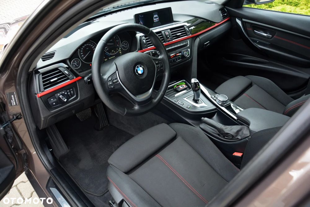 BMW Seria 3 318d Blue Performance Sport Line - 21