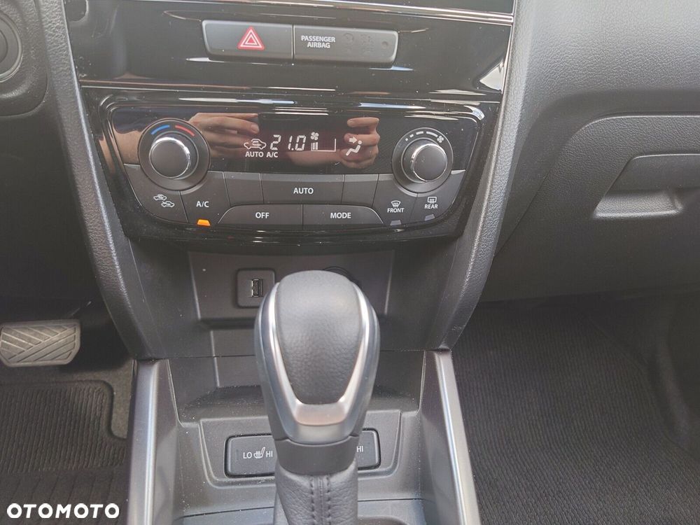Suzuki Vitara 1.5 Strong Hybrid Premium 2WD AGS - 20