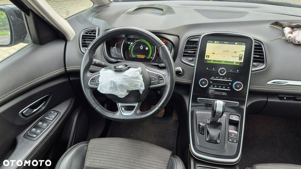 Renault Grand Scenic TCe 140 GPF EDC BLACK EDITION - 15